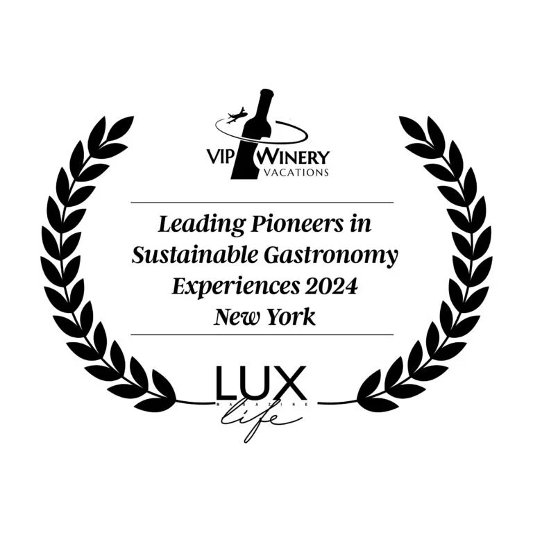 LUX-Life-Magazine-VIP-Award-2-768x768
