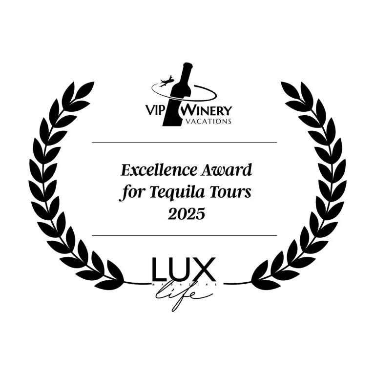 LUX-Life-Magazine-VIP-Award-4-768x768